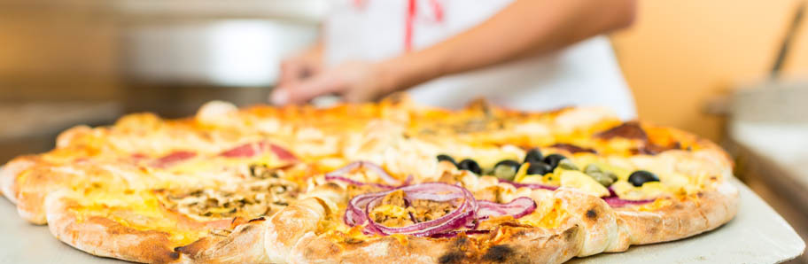 Italian & Pizza Restaurant Italian & Pizza Restaurant